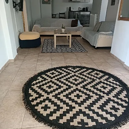Apollon House Daire Golos