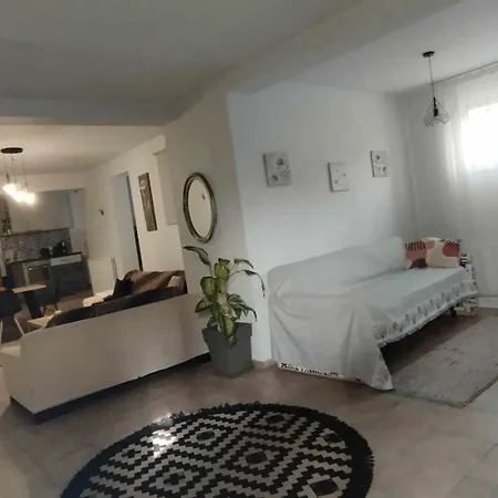 Apollon House